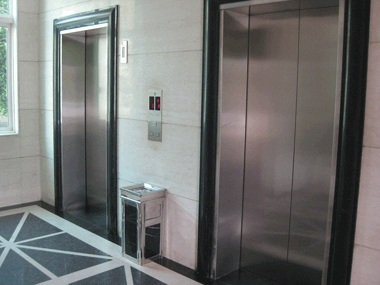 宜昌巴莱特清洗保洁公司清洗的电梯
